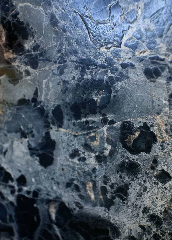 Navy Blue Marble Delicado