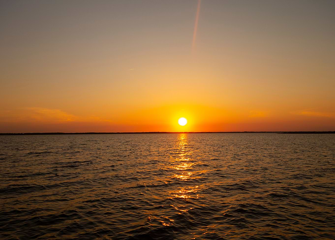 Sunrise sunset sea line