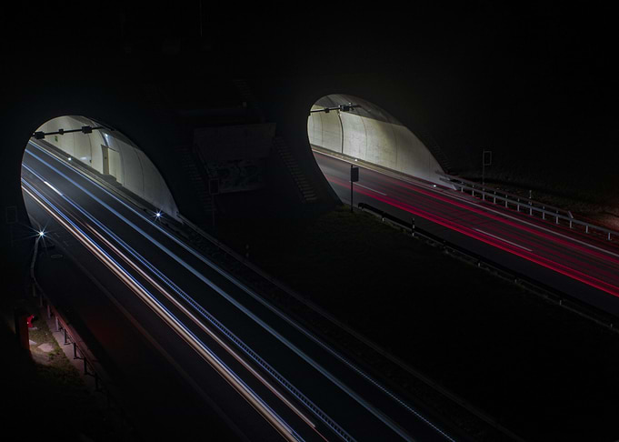Tunnel Traffic