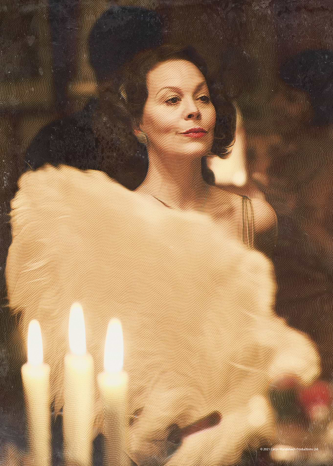Elegant Polly