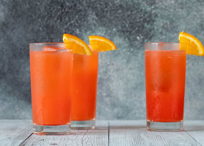 Glass of Alabama Slammer