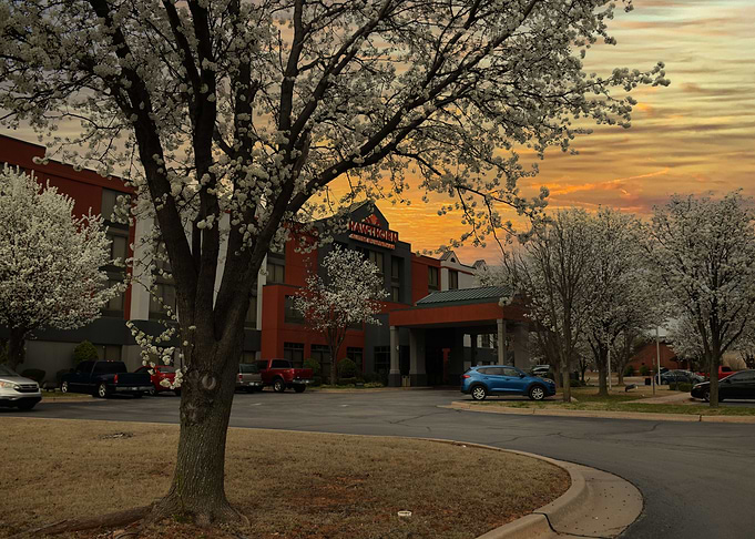 Hawthorn Suites