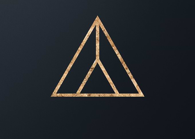 Gold Glyph Mandala Rune