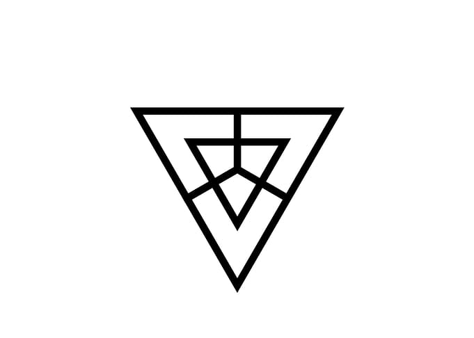 Black Glyph Mandala Rune