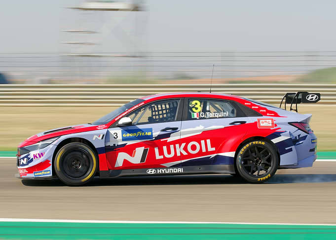 Tarquini late brake