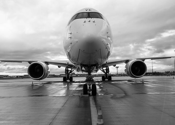 Jet liner Take Off