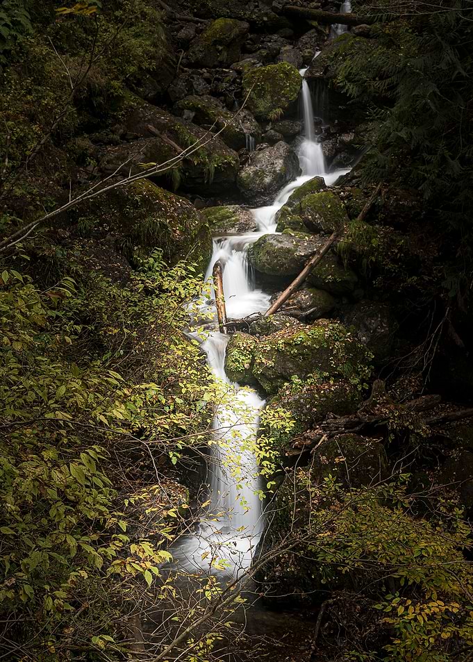 Long flow of water