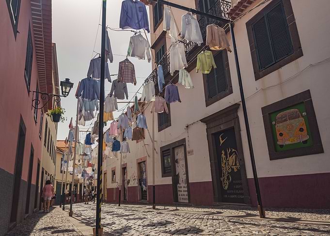 Street Laundry