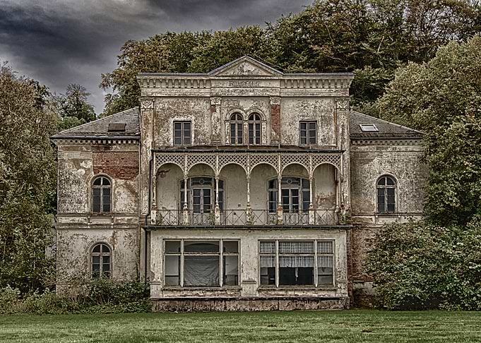 Villa Desertion