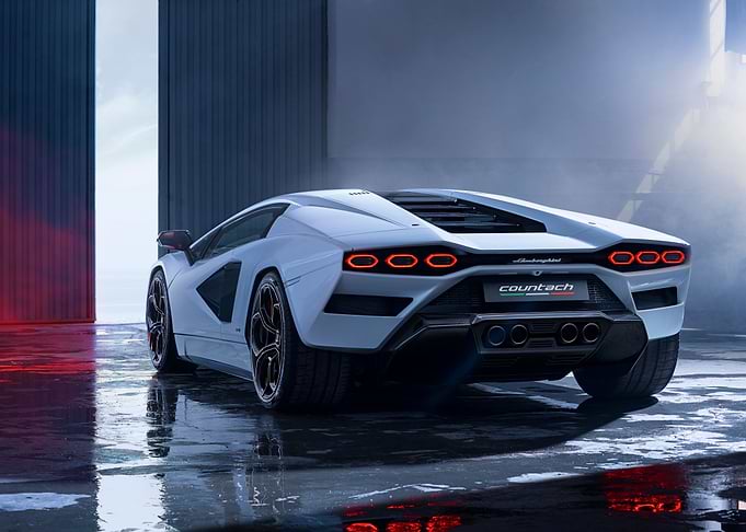 Lamborghini Countach LPI