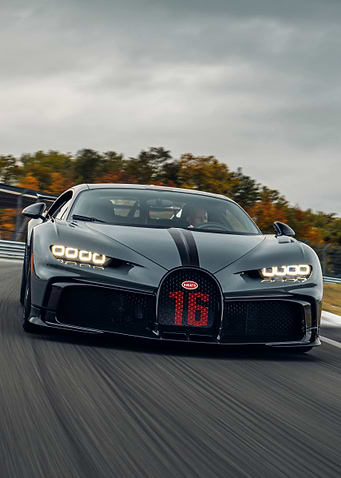 Bugatti chiron pur sport