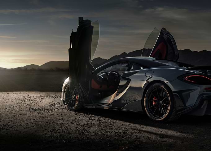 Black McLaren 600LT