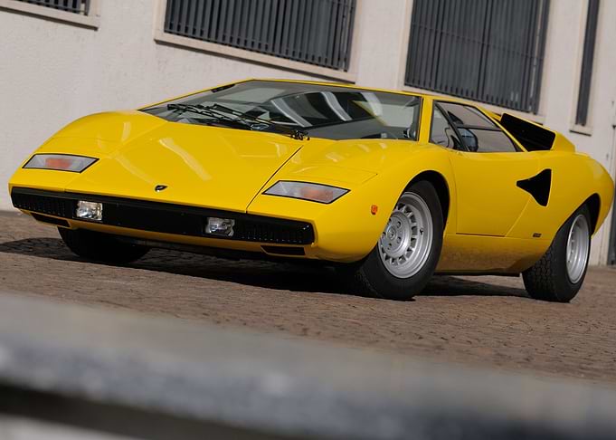 Lamborghini countach lp400
