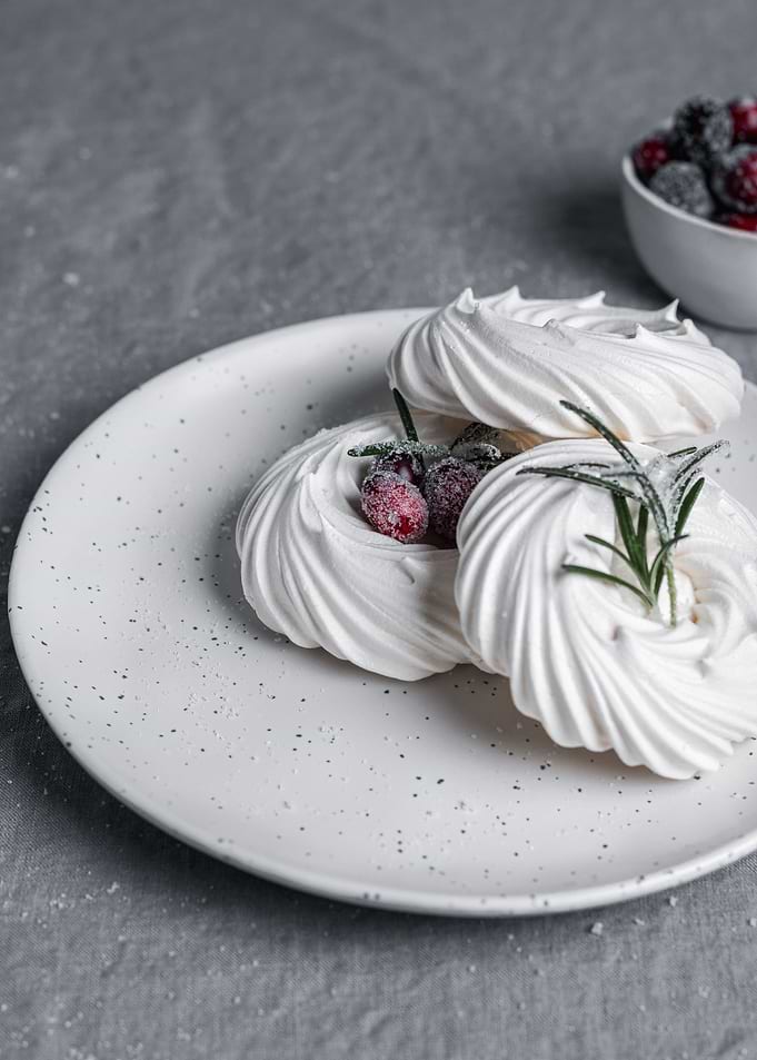 White Meringues