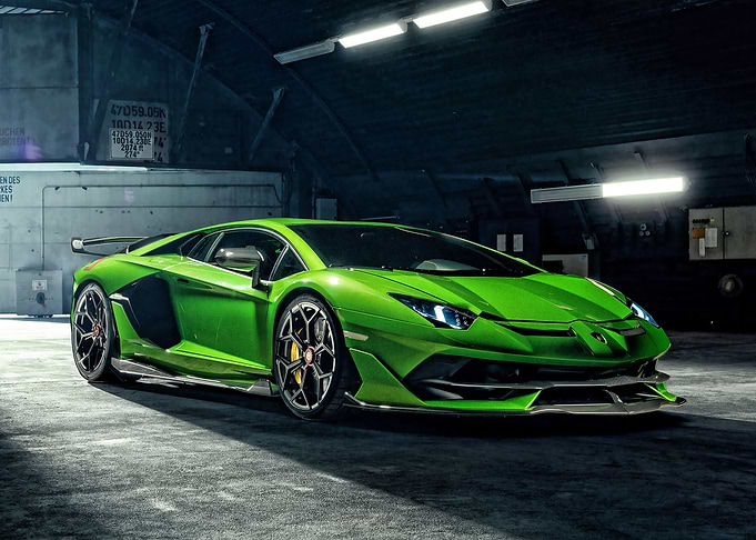 Lamborghini Aventador Car