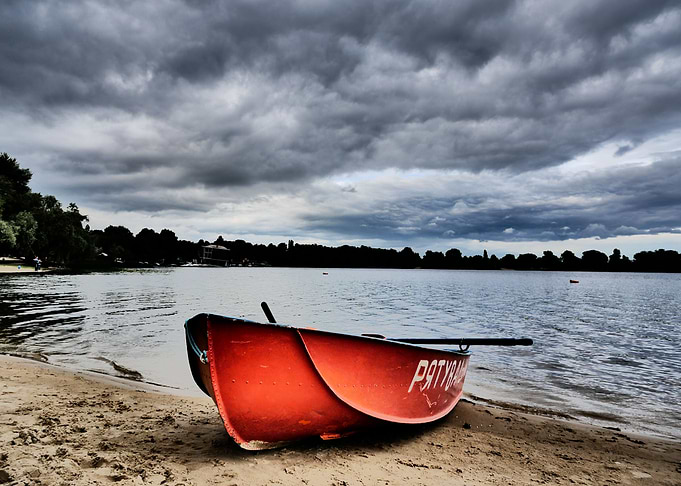 Alone on thhe river