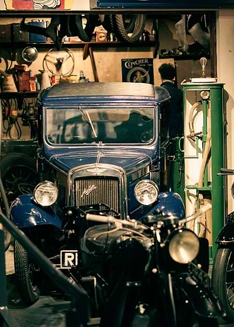 Mechanics garage