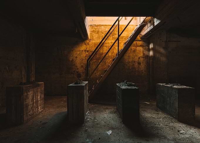 The orange industry hall