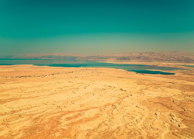 Deserted sands
