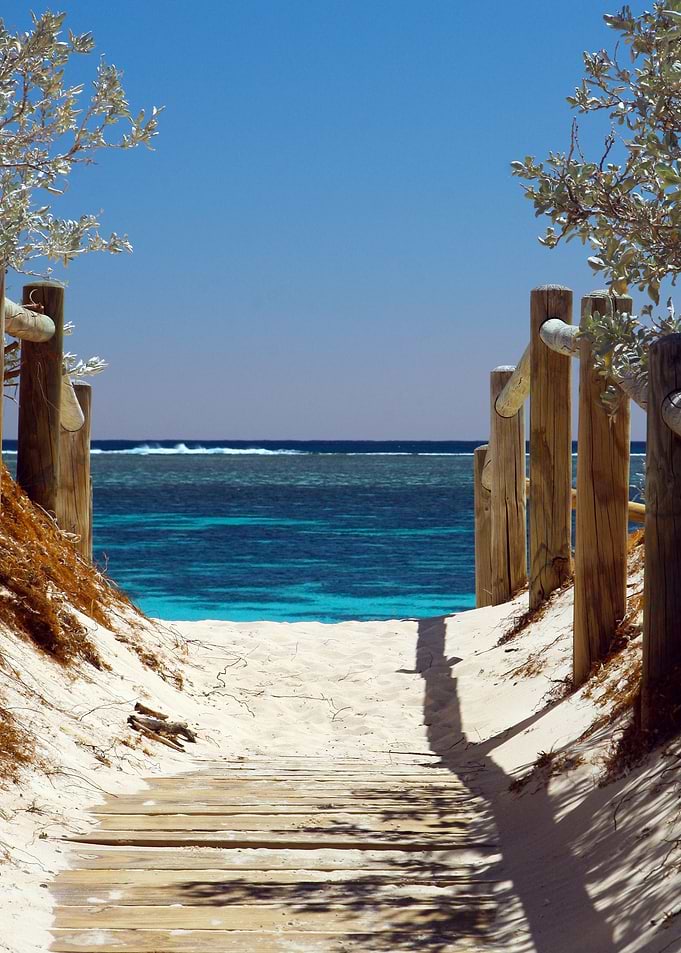 Way to the Sea Beach