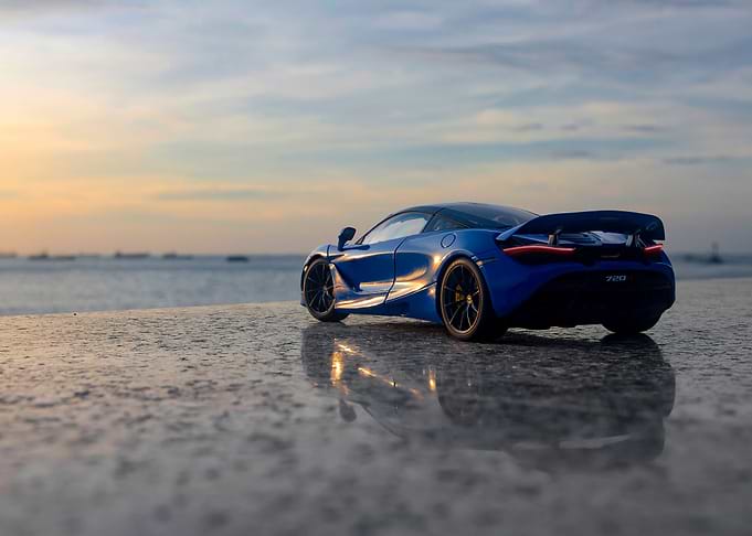 Chasing Horizon