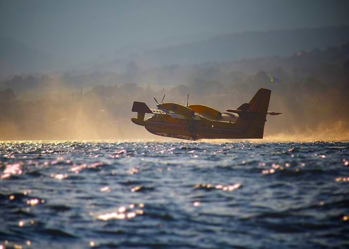 Sea Plane Action