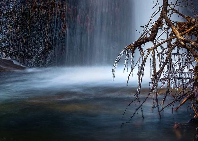 Dukes Creek Falls