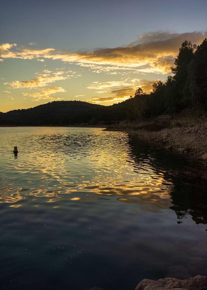 Lakes sunsets landscapes