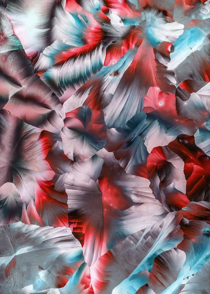 Blue and red crystals