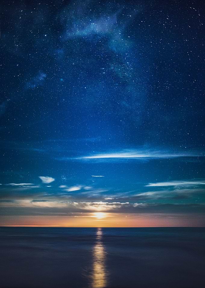 Sunrise in the sea