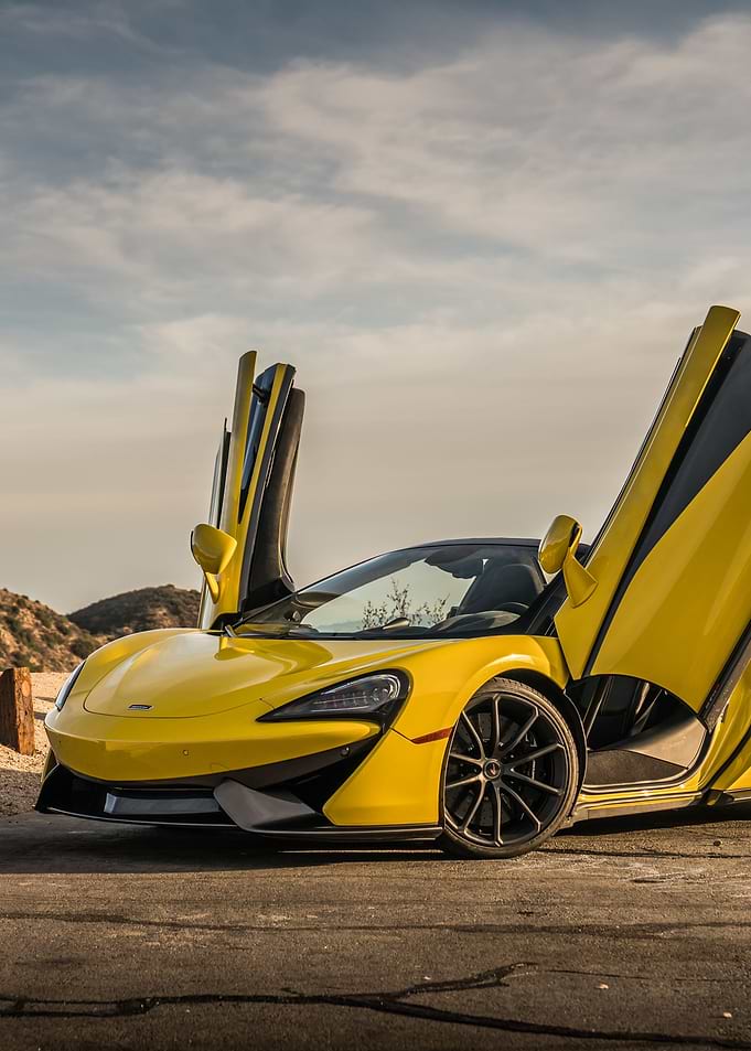 Yellow McLaren 570S gull