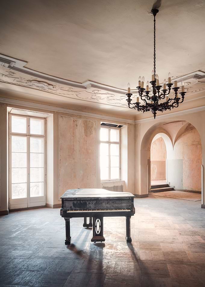 Piano in the Light