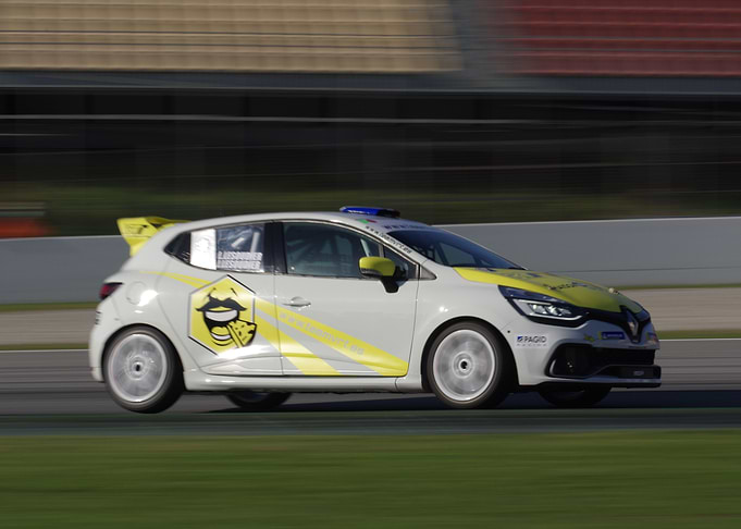 Clio Cup full speed