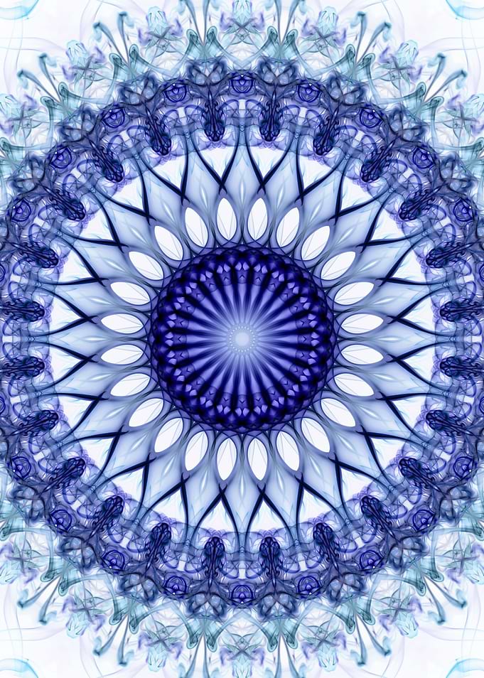Blue and white mandal
