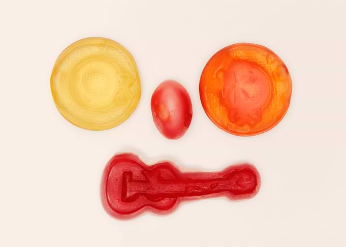 Candy face perplexed surpr