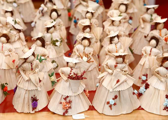 Corn husk dolls