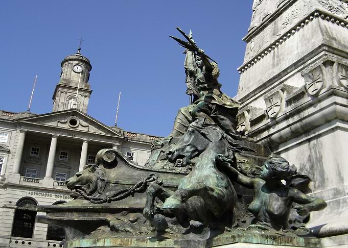 War memorial in Porto