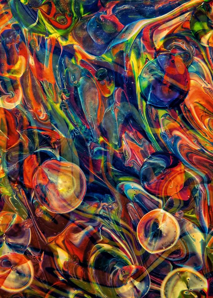 Bubbly chaos