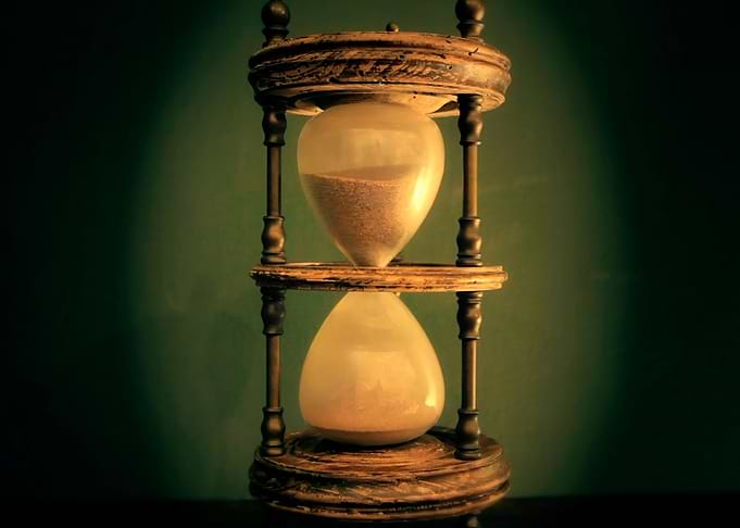 Hourglasss antique sand gr