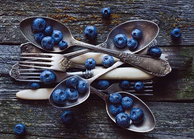 Blueberry spoon
