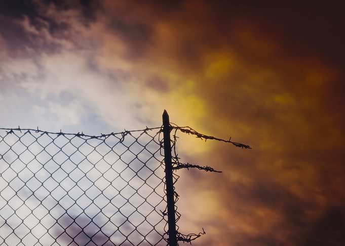 Fence broken hope light bl