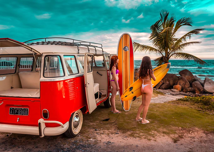 Van surfer girls