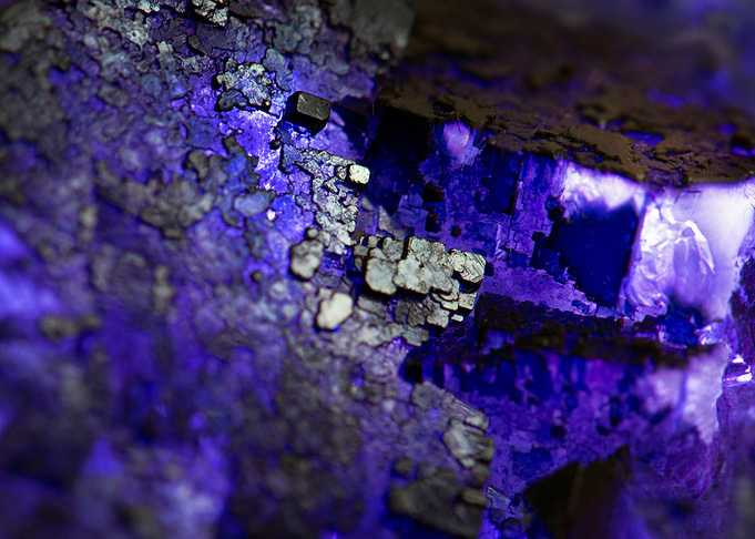 fluorite mineral stone