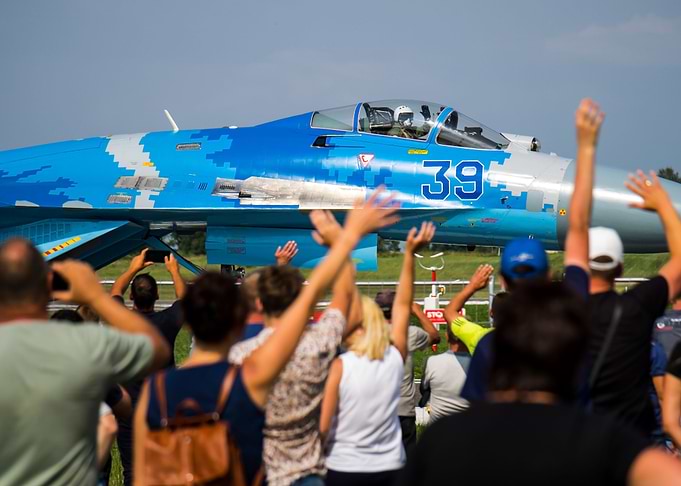 Ukraine fighter jet