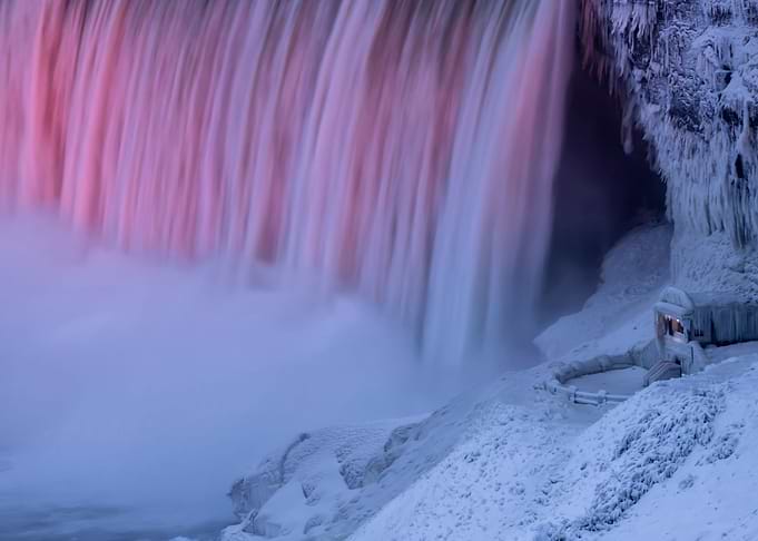 Viewpoint Under the Falls