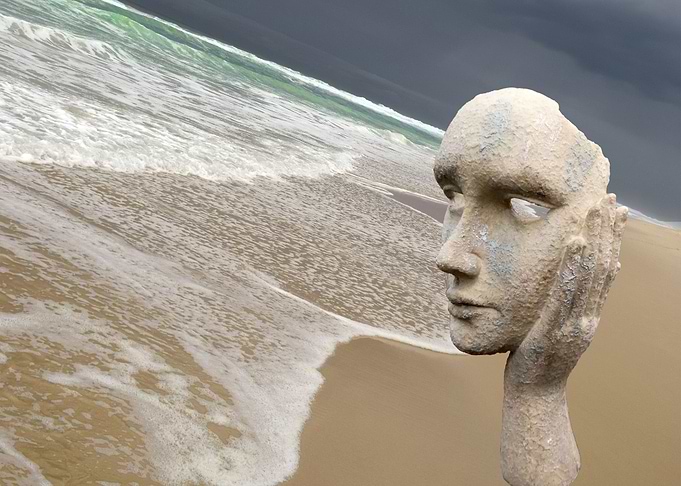 Le Porge thinker France