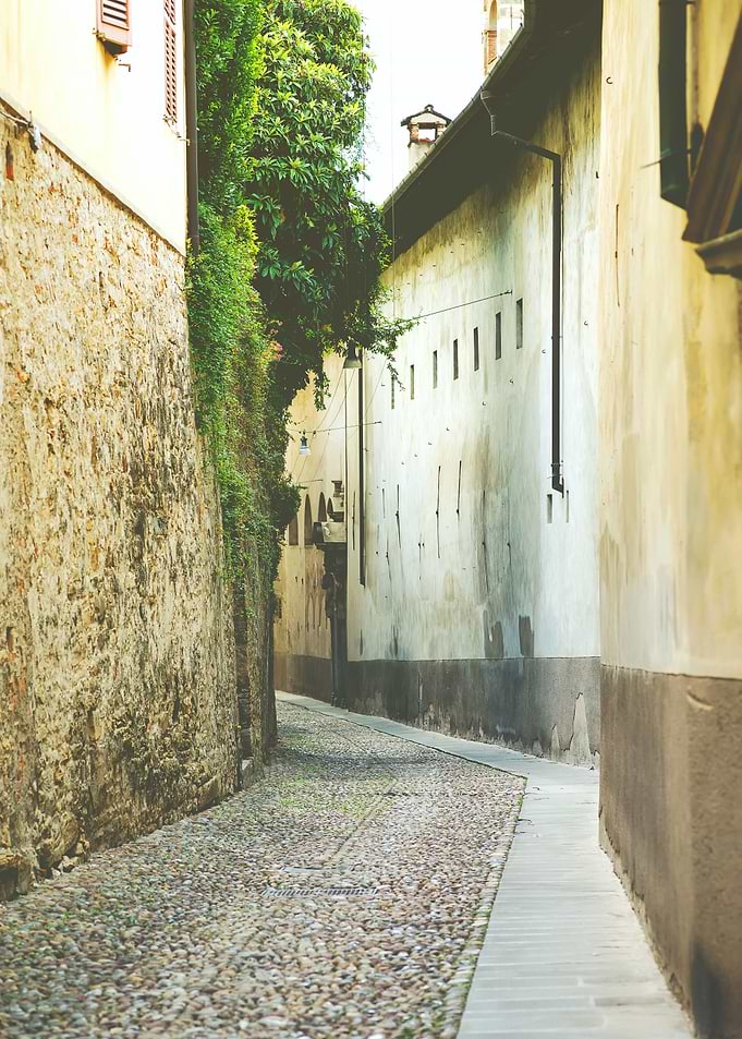 street in old Bergamo