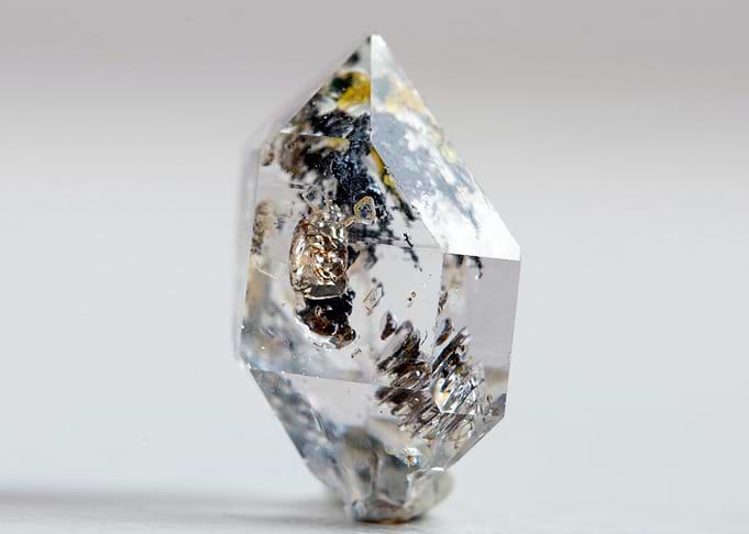 crystal quartz mineral