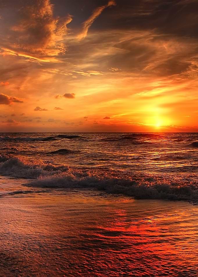 beach black and red verti