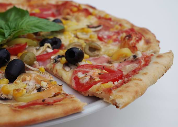Pizza with Black Olive
